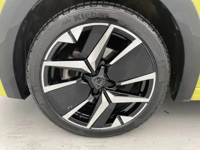 Peugeot 208 puretech 100 s&amp;s bvm6 — photo 49