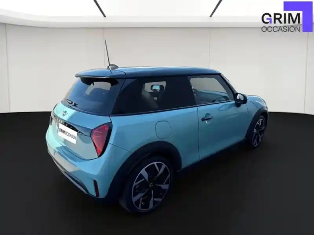 Mini Cooper 156 ch dkg7 c — photo 2