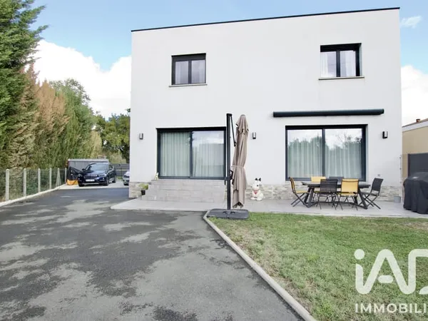 Maison 6 pièces 157 m²