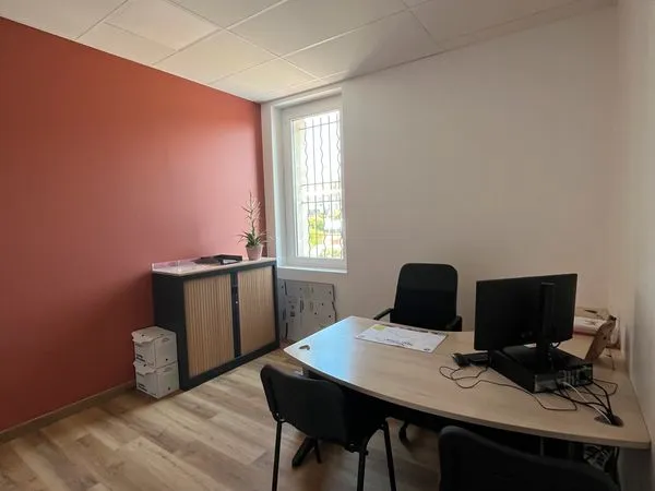 Bureaux à louer - Le Luc-en-Provence