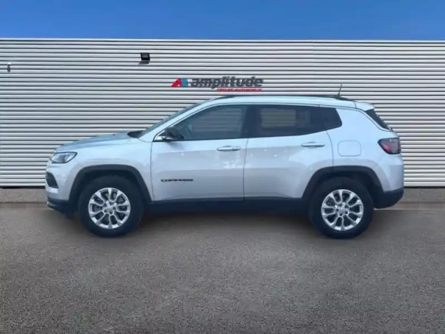 Jeep Compass 1.3 turbo t4 190ch phev 4xe limited at6 eawd — photo 8