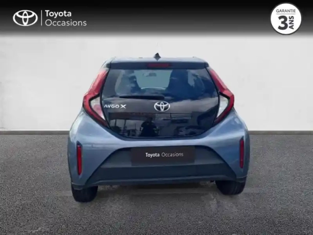 Toyota Aygo x 1.0 vvt-i 72ch dynamic s-cvt my24 — photo 4