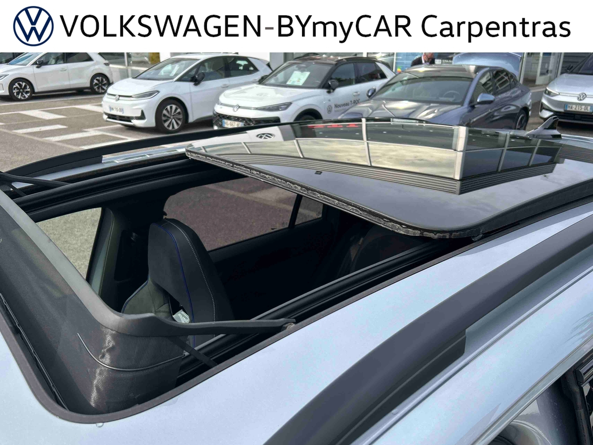 Volkswagen Tiguan 1.5 eHybrid 204ch DSG6 — photo 22