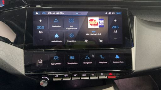 Peugeot 308 1.5 BlueHDi 130 EAT8 - Allure – 2025 – 53500 km – Diesel – Boîte Automatique — photo 3
