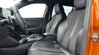 Peugeot 2008 1.5 BlueHDi 130ch S&S GT EAT8 125g — photo 9