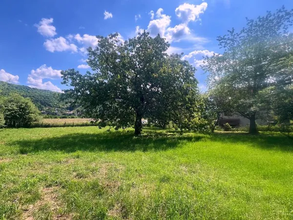 Terrain 1301 m² ORNANS