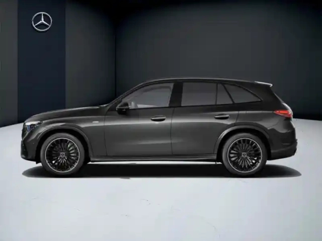Mercedes Glc 300 e  hybrid eq 4matic am — photo 2