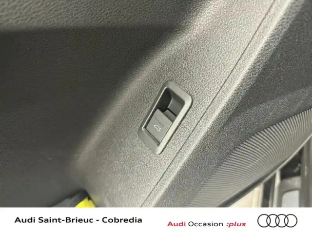 Audi Q3 sportback 35 tfsi 150ch s line s tronic 7 — photo 29