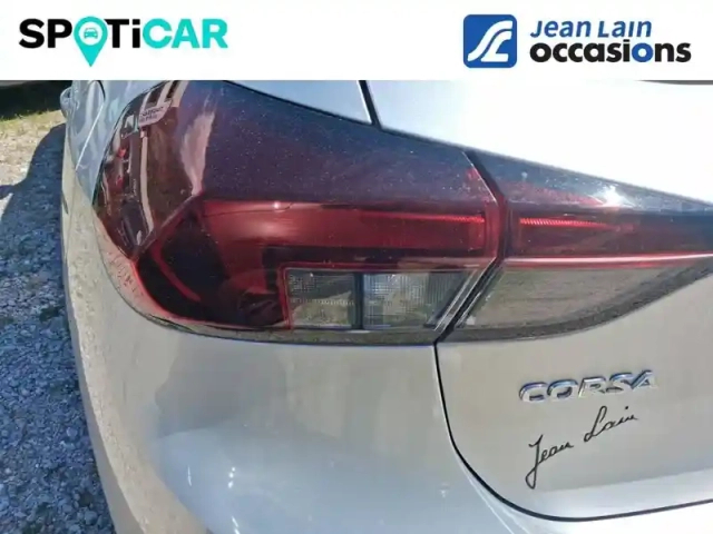 Opel Corsa 1.2 turbo 100 ch bva8 — photo 17