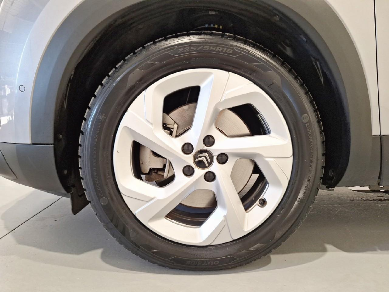 Citroën C5 Aircross hybride rechargeable 225 s&s e-eat8 feel — photo 11