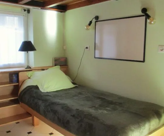 Chambre de 10m2 à louer sur Lyon 04