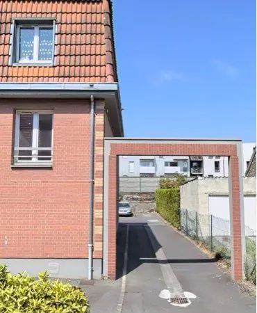 Place de parking dans résidence