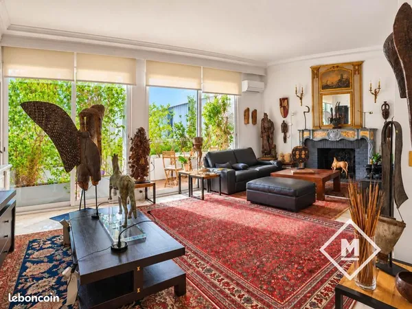 Appartement 5 pièces 157 m²