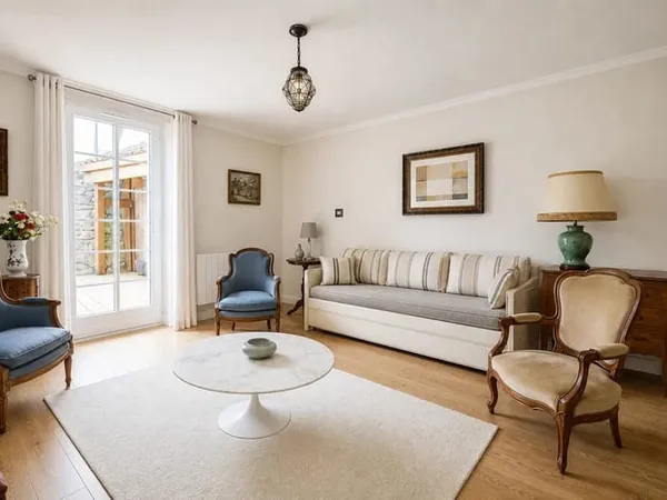 Charmante maison rénovée de 113,11 m² dans un village paisible