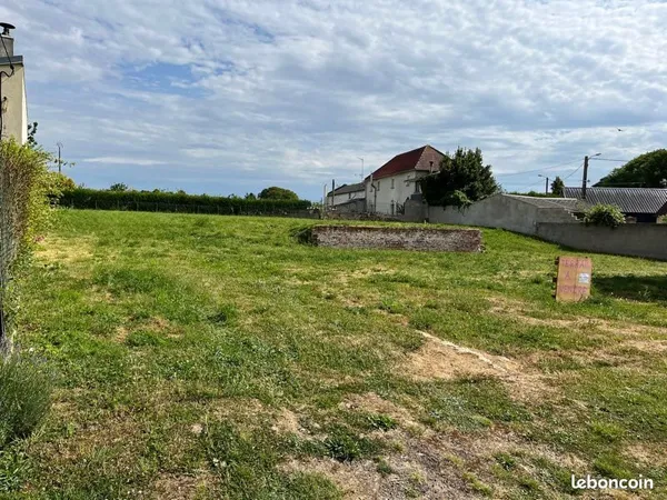 Terrain bâtir 850m² coeur de village