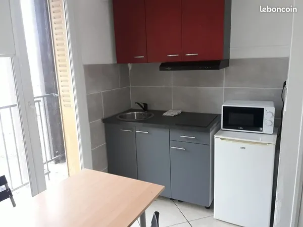 Studio meublé GRENOBLE Libération Lesdiguières