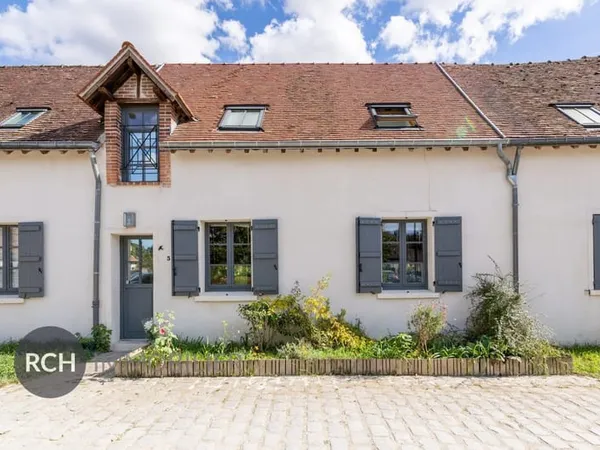 Abondant - Charmante maison rénovée située dans un environnement privilégié