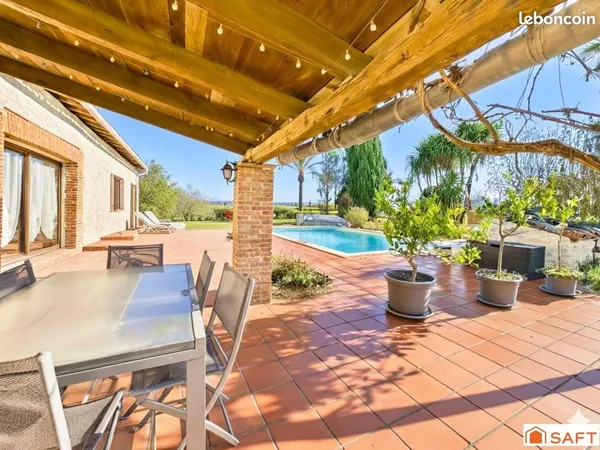 Propriété 6 pièces 202 m²