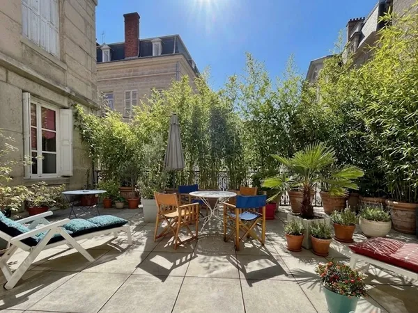 T6 de charme (Usage Mixte Possible) Saint-Chamond, 42400