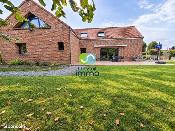 Propriété 6 pièces 145 m²