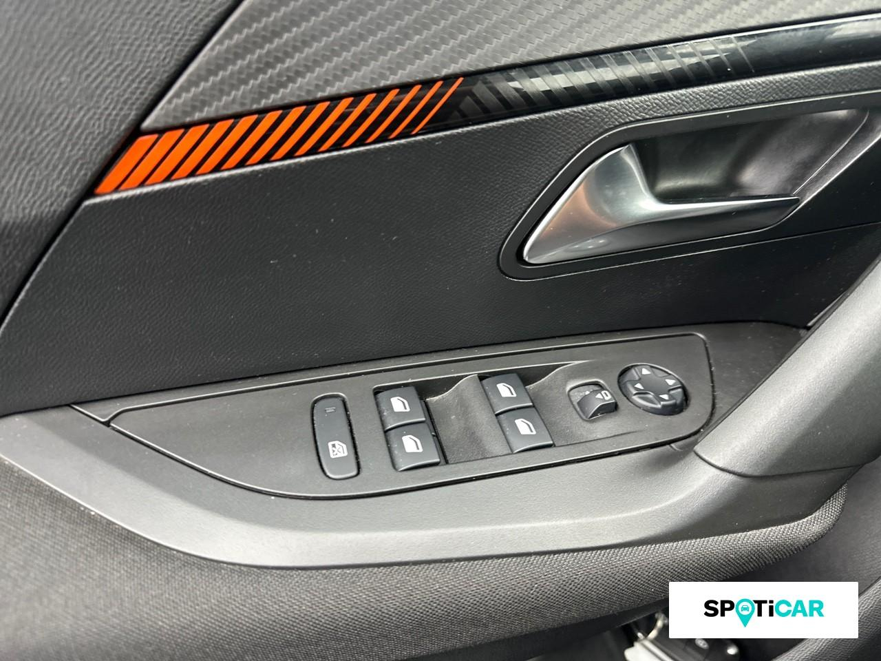 Peugeot 2008 1.2 puretech 100ch s&s active pack — photo 16