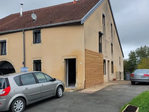 Location T5 200m2 - 4 chambres