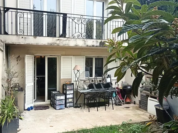 Maison familiale avec jardins, double accès et sous-sol total ? Secteur Orgemont