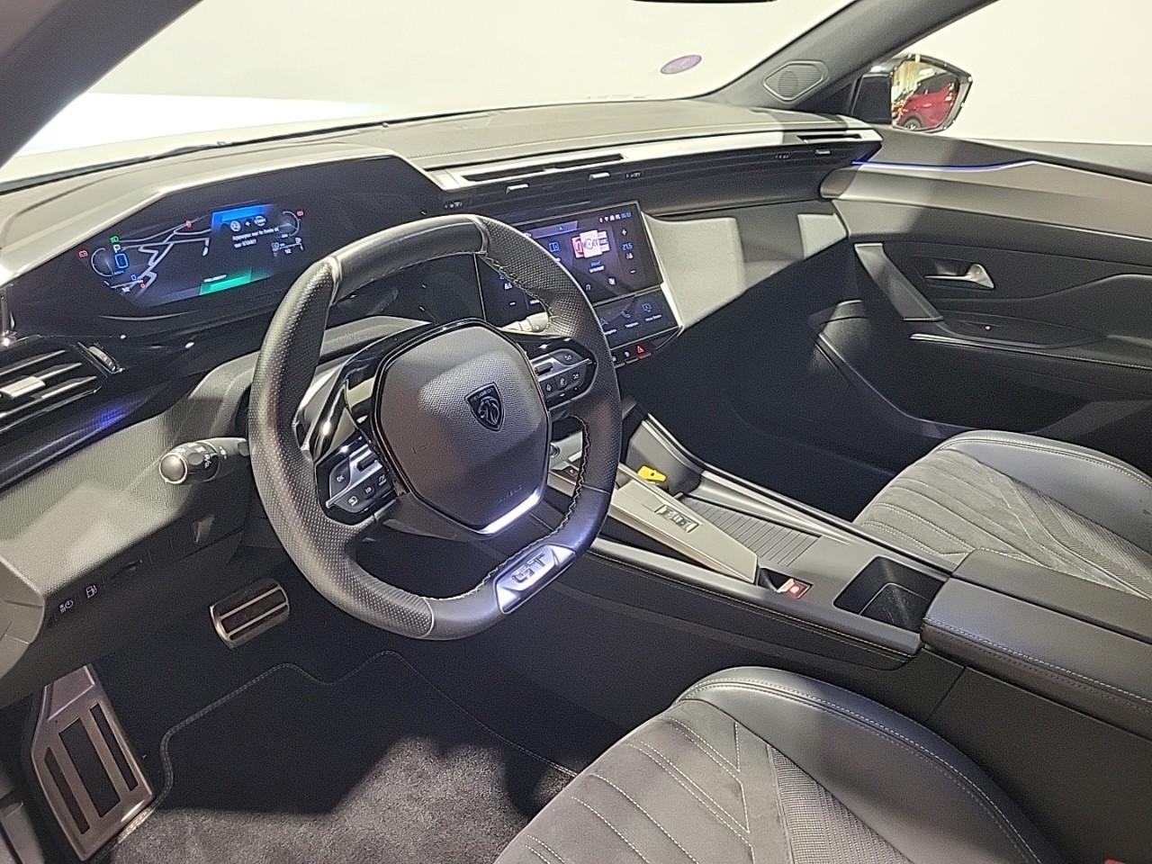 Peugeot 308 phev 180 e-eat8 gt — photo 9