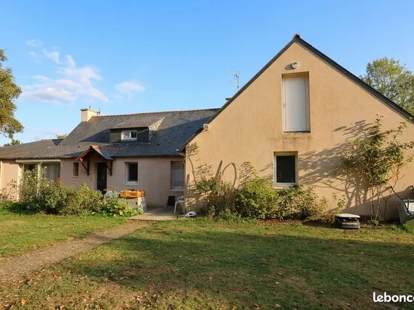 Maison 8 pièces 207 m²