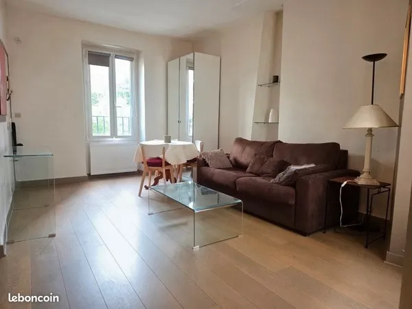 Vente studio 24,70 m² Paris 17E (75017) 299.000