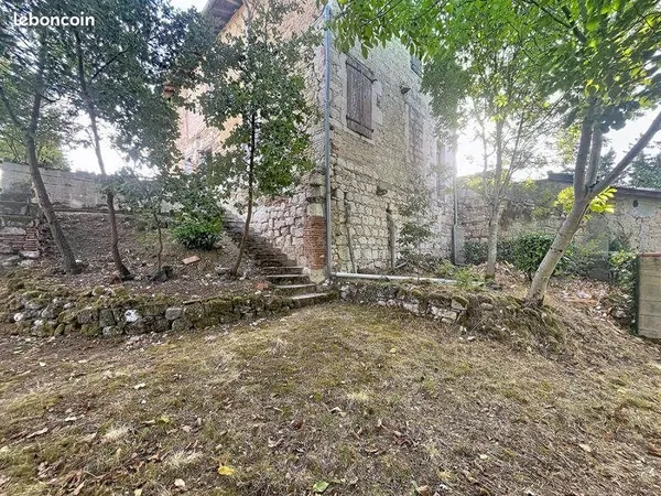 Maison 8 pièces 259 m²