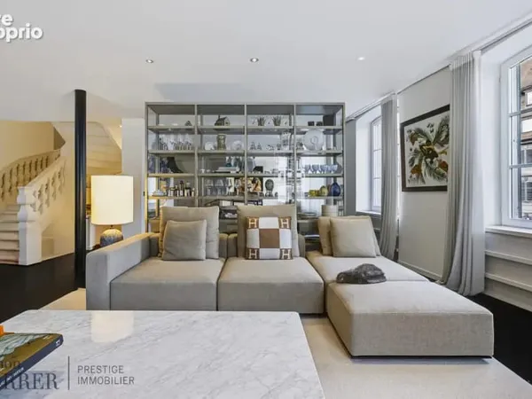 À VENDRE ! Appartement 5 pièces aux prestations haut de gamme avec terrasse 196,03 m2