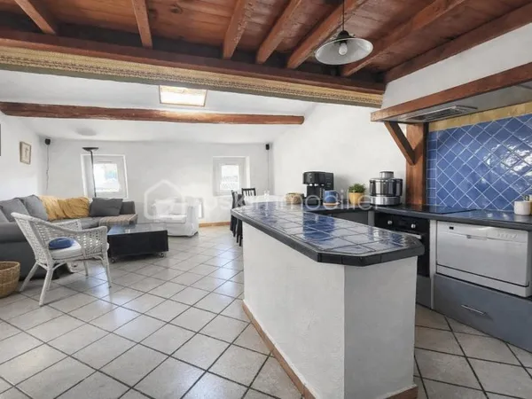 Appartement 2 pièces 67 m²