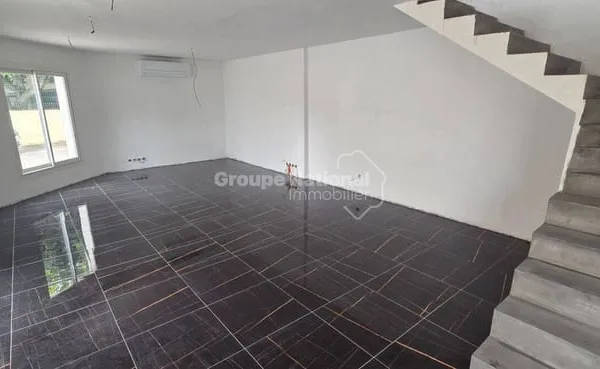 Bureaux 120 m²