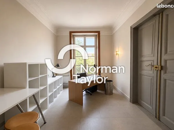 Bureaux 160 m²