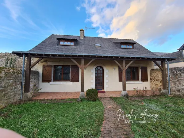 Idéal investisseur lot de de trois maison dont un terrain constructible.