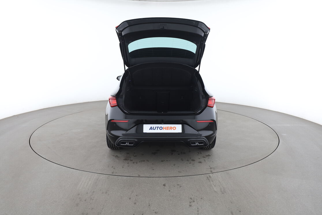 Cupra Leon 1.5 eTSI V DSG7 — photo 15