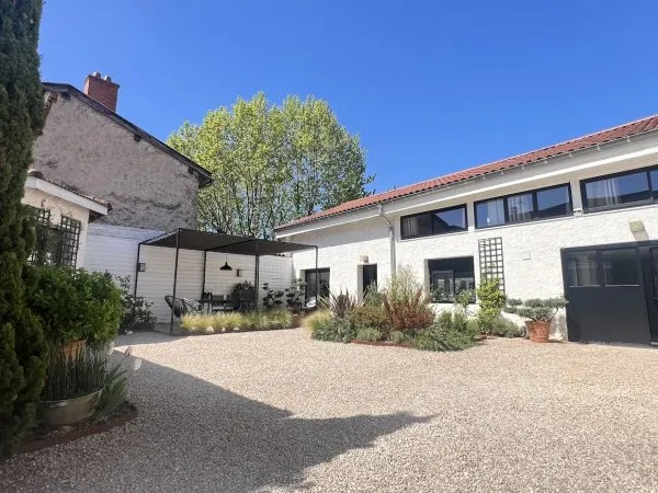 Vends Grande maison de village La Tour de Salvagny