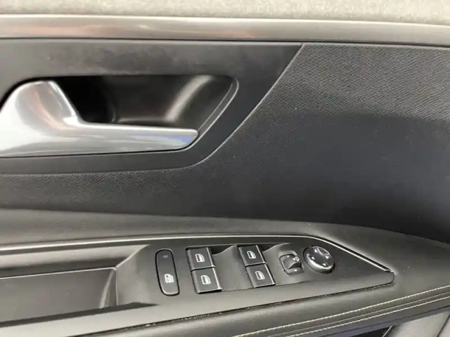 Peugeot 3008 puretech 130ch s&amp;s eat8 — photo 32