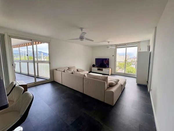 Appartement 4 pièces 80 m²