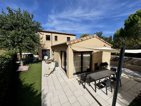 Maison de luxe 4 pièces 107 m²