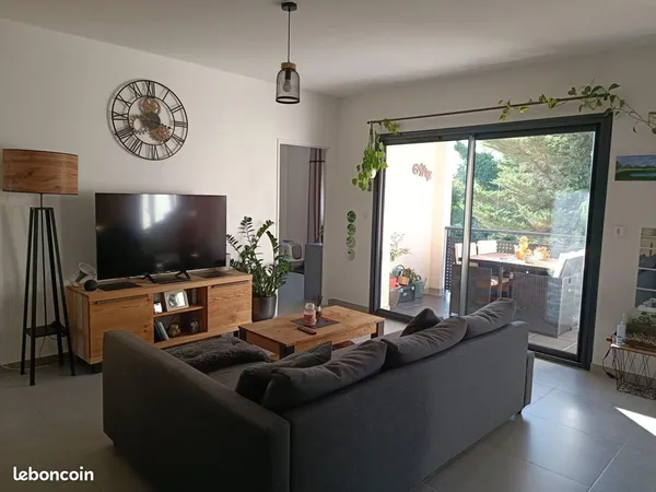 Appartement F4 non meublé à louer