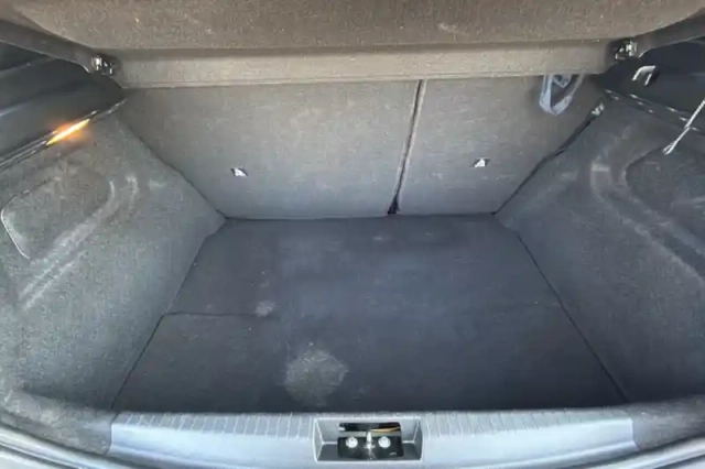 Peugeot 208 puretech 75 s&amp;s bvm5 — photo 46