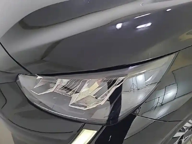 Peugeot 208 puretech 100 s&amp;s eat8 — photo 43