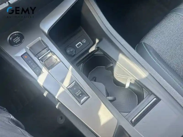 Peugeot 408 hybrid 145 e-dcs6 — photo 30