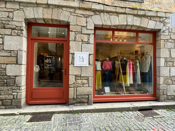 Espace de sous-location 23 m2 Boutique PAP Féminin Vannes intramuros