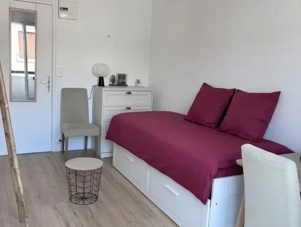 LOCATION - Studio rénové - ANGERS