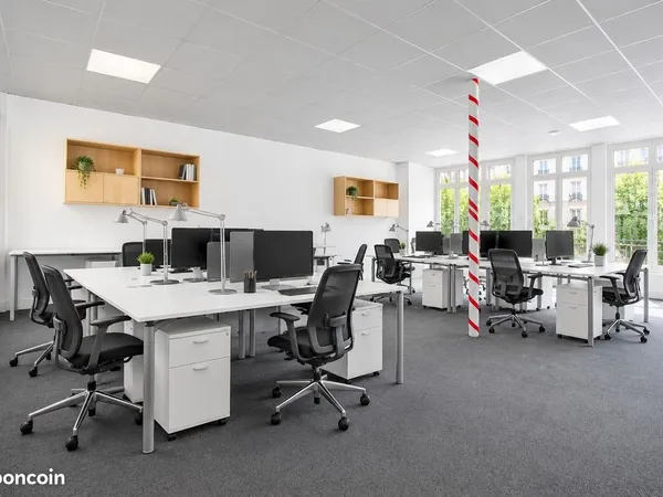 Bureaux 290 m²