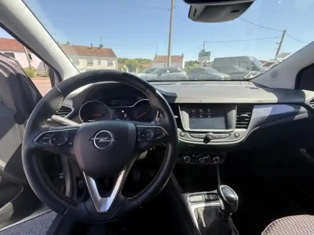 Opel Crossland 1.2 turbo 110ch elegance — photo 15