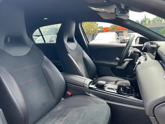 Mercedes Classe A 200 amg line — photo 11
